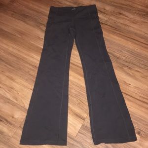 Athleta yoga pants